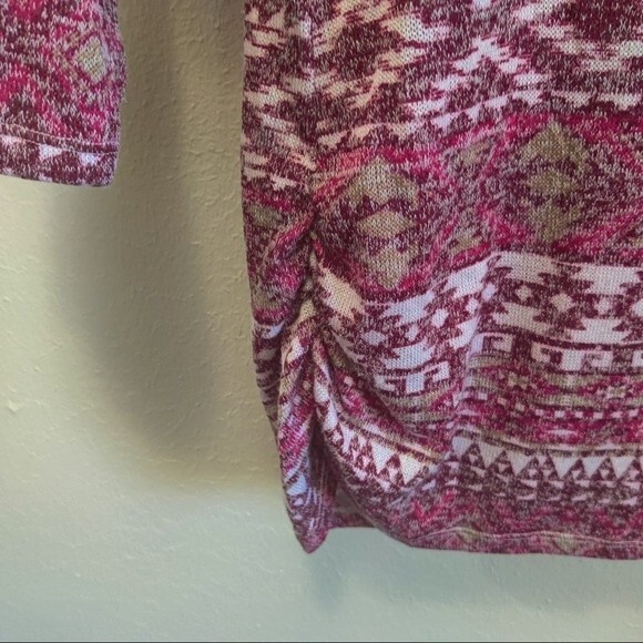 Almost Famous 3/4 Drop Shoulder Sleeve White Lace Shoulders Ruched Side Sz Large - Picture 5 of 9